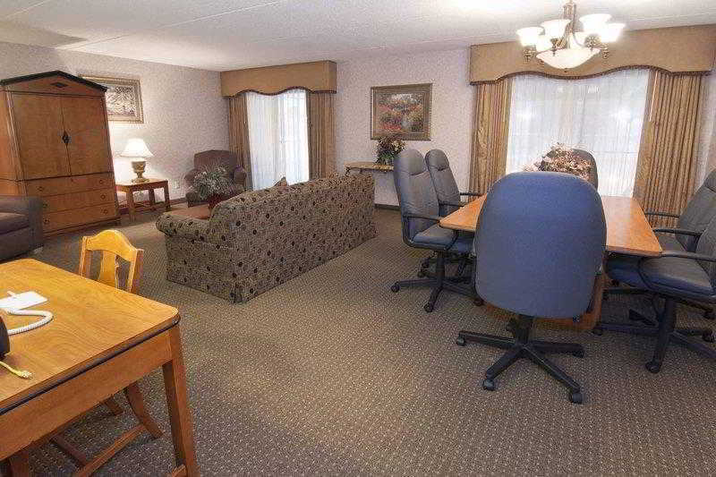 Ramada By Wyndham Plymouth Hotel & Conference Center Quarto foto